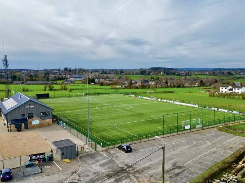 Vue aérienne du stade communal de Sart